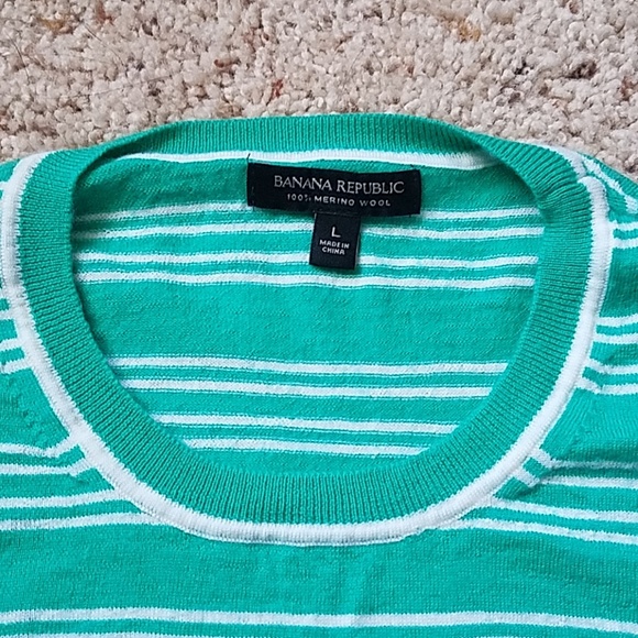 100% Merino Light Weight Wool Short Sleeve Sweater - Picture 2 of 3